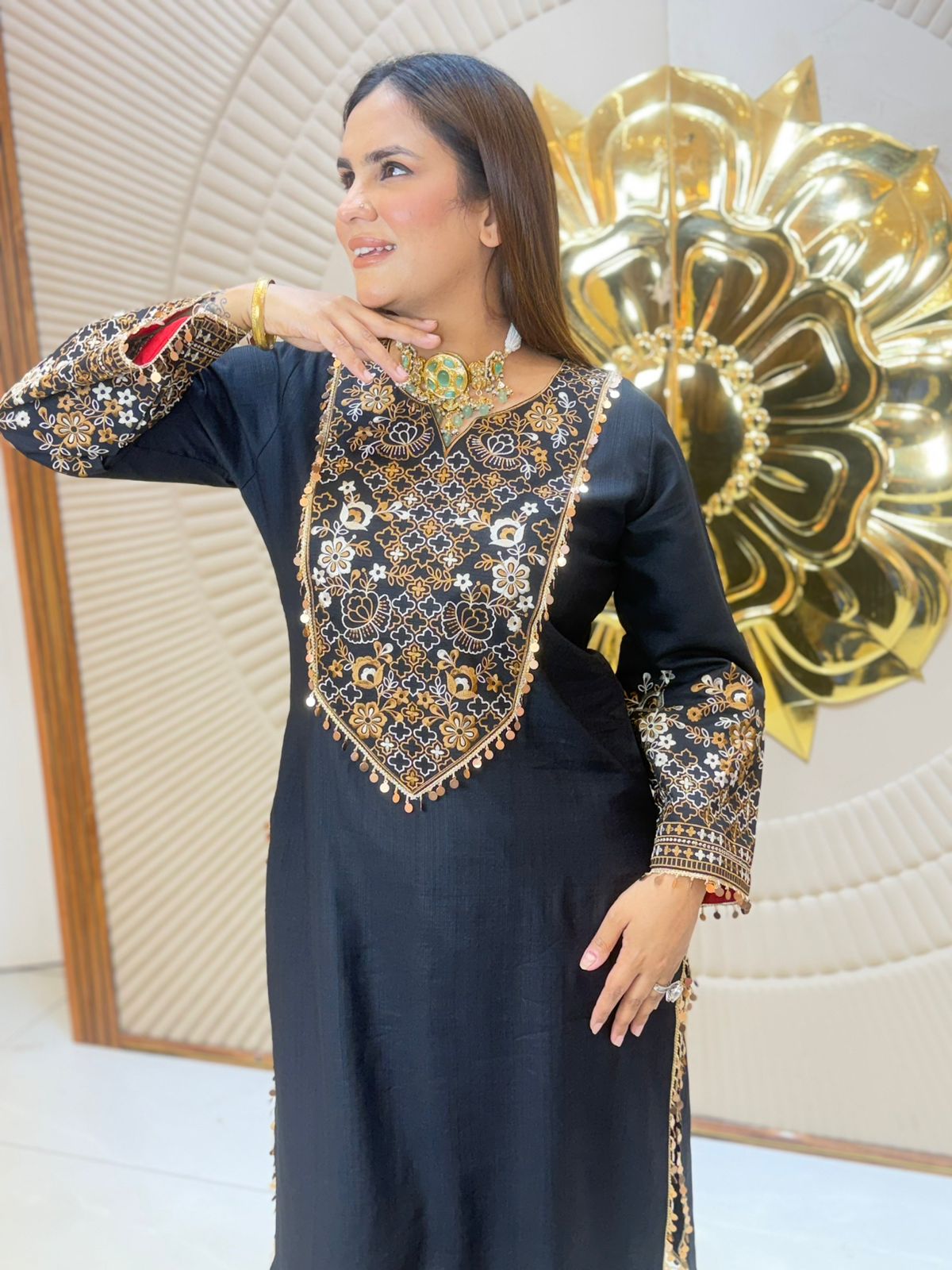 Beautiful Embroidery Work Suit PC3028