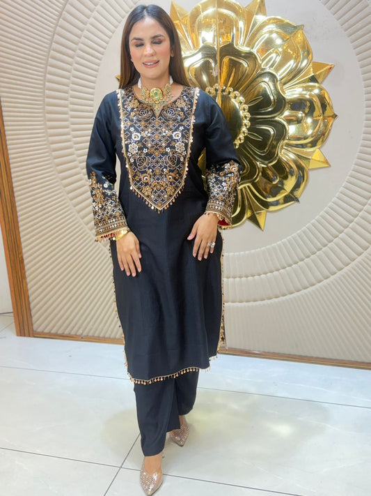 Beautiful Embroidery Work Suit PC3028