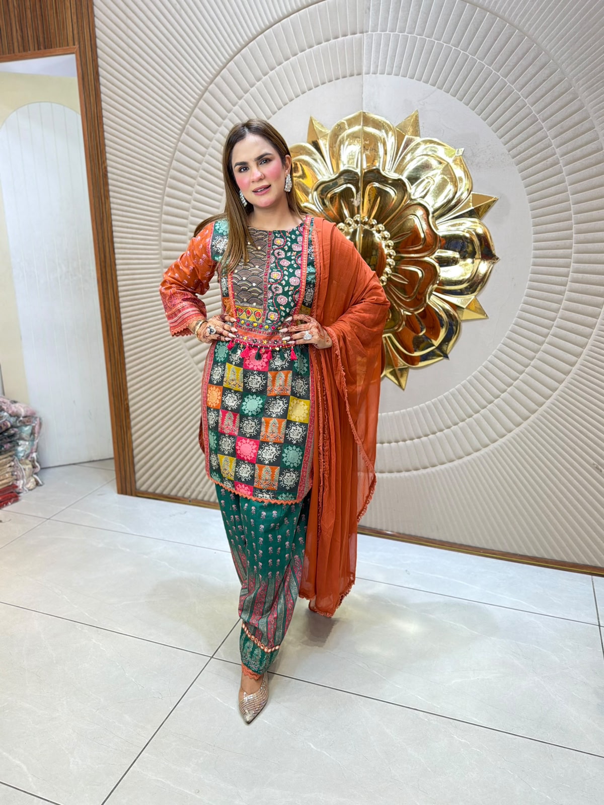 Beautiful Pattern Print Suit PC3137