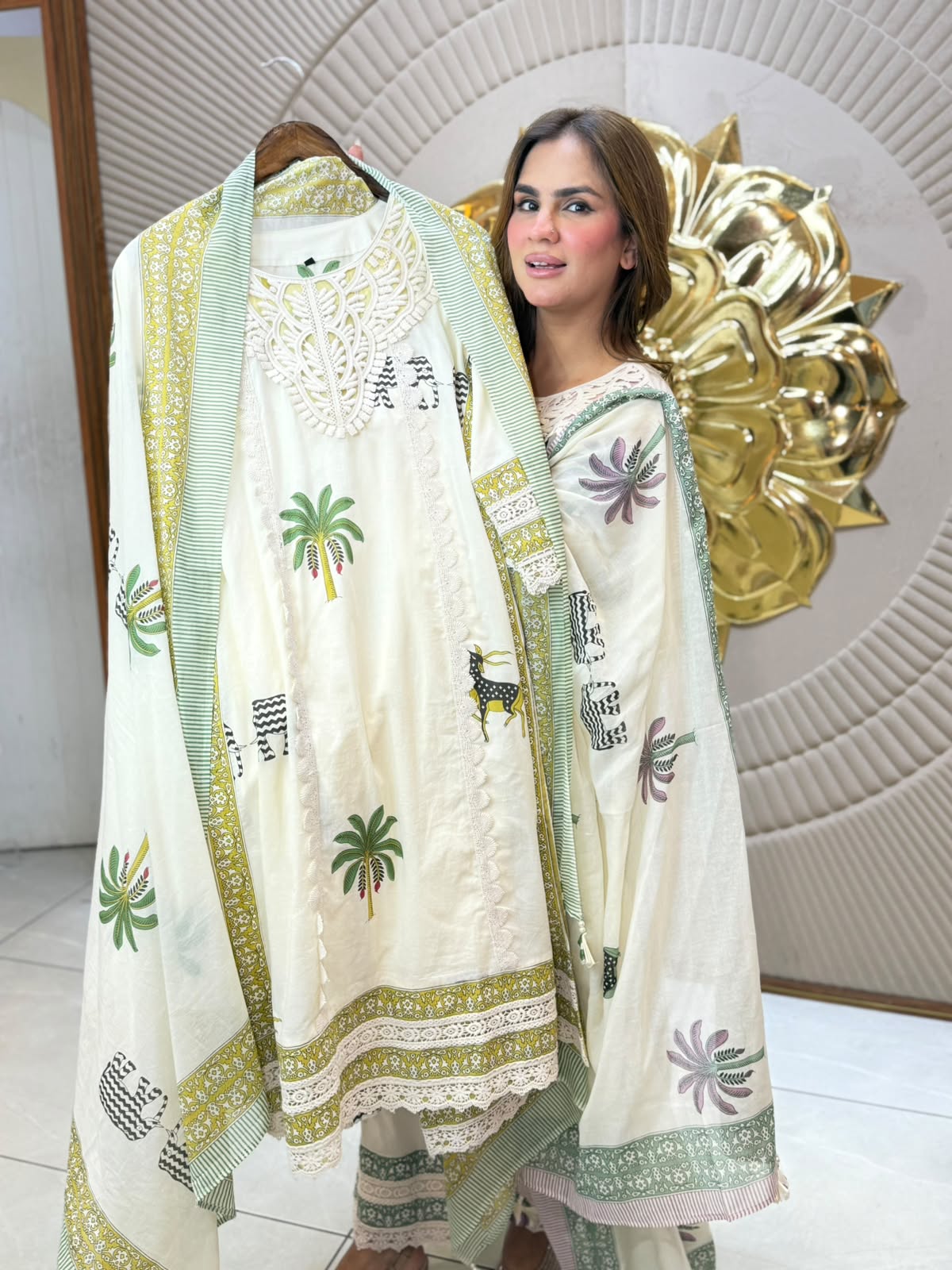 Beautiful Suit With Lace Work PC3172