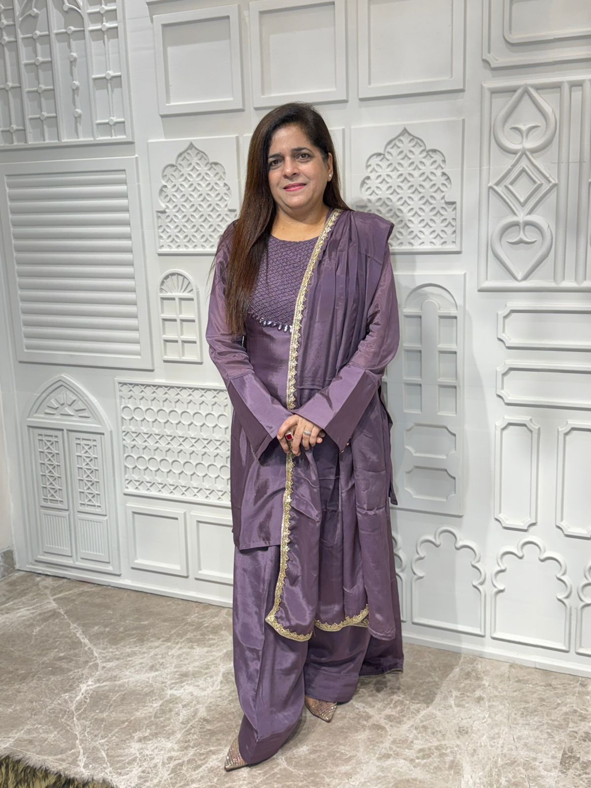 Beautiful Full sleeves Suit PC3219