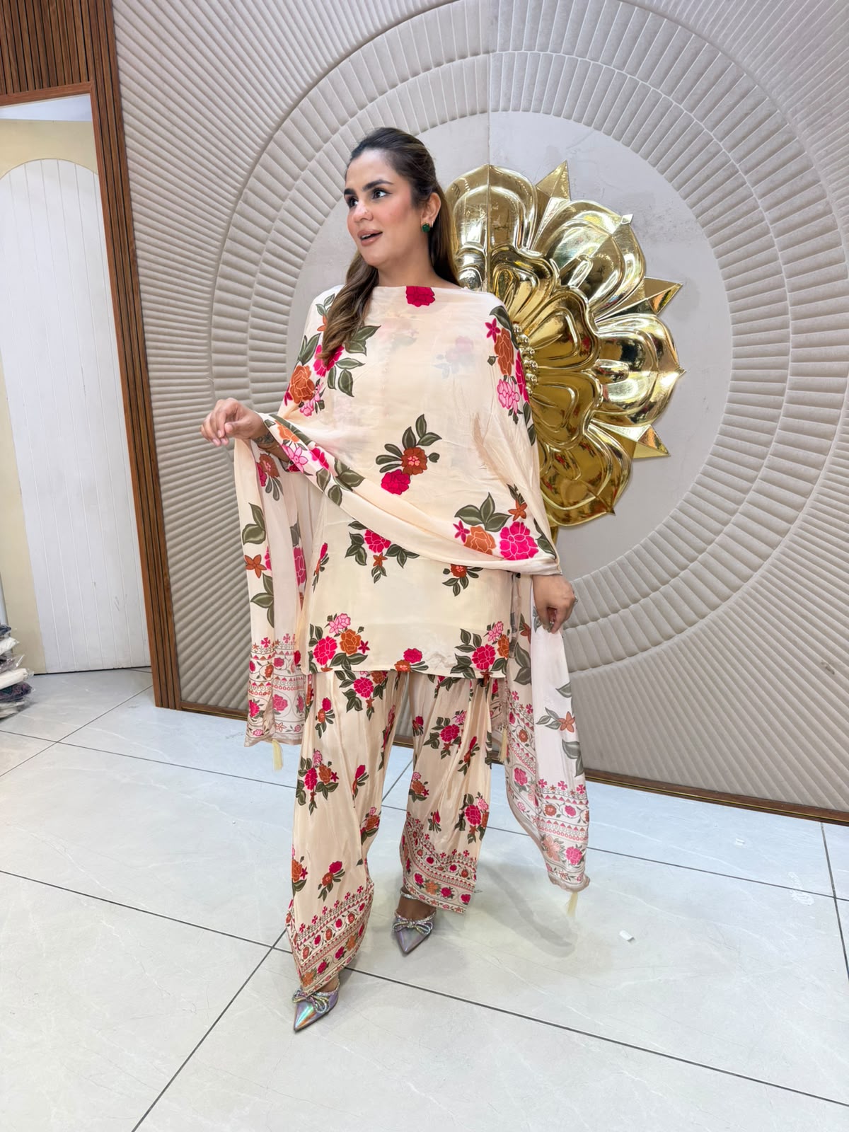 Beautiful Floral Print Suit PC3264