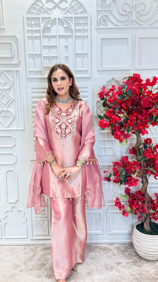 Beautiful V-neck Suit PC3412