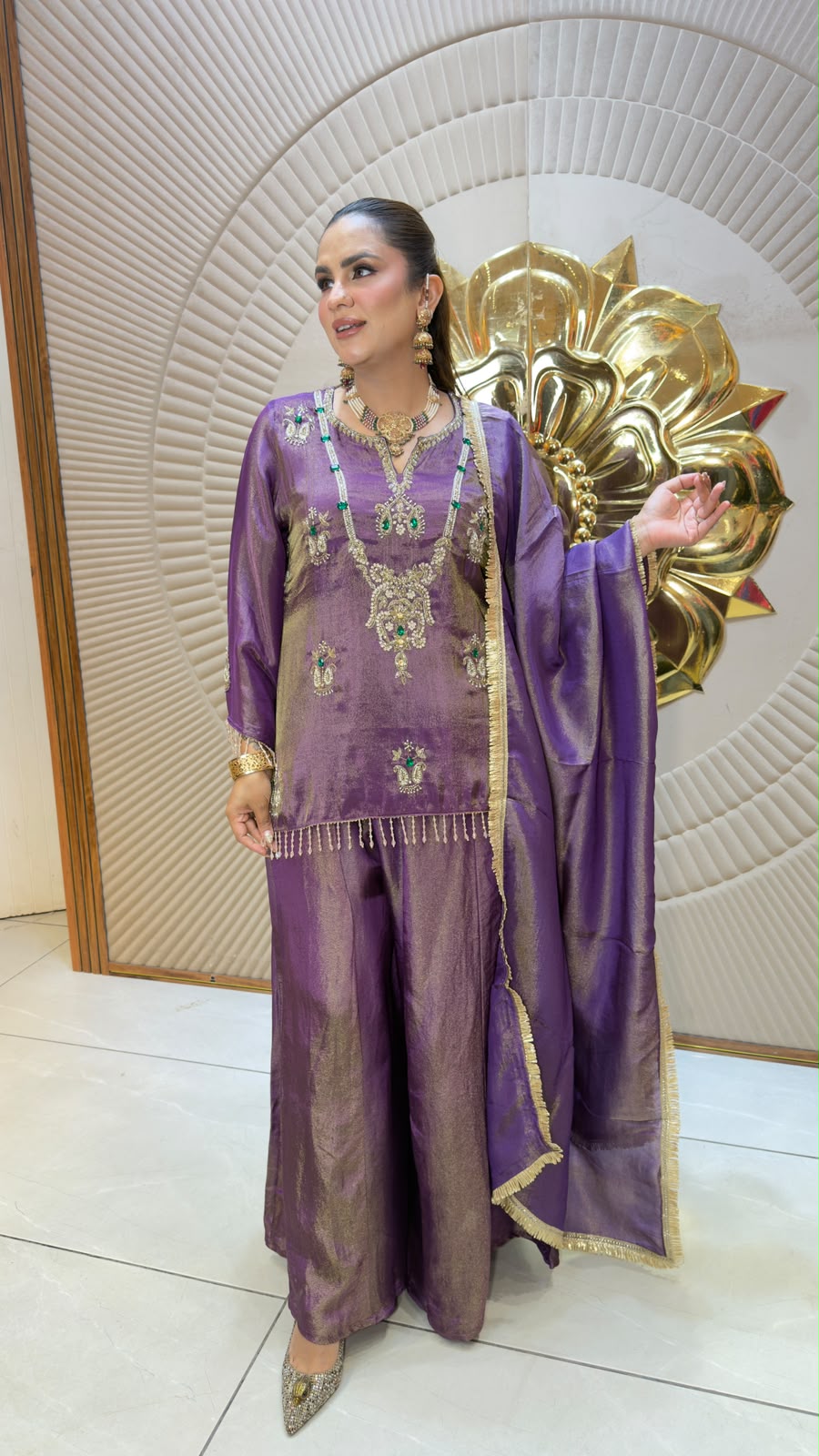 Elegant purple ethnic ensemble consisting of an embroidered kurta, matching palazzo pants, and a dupatta pc3325