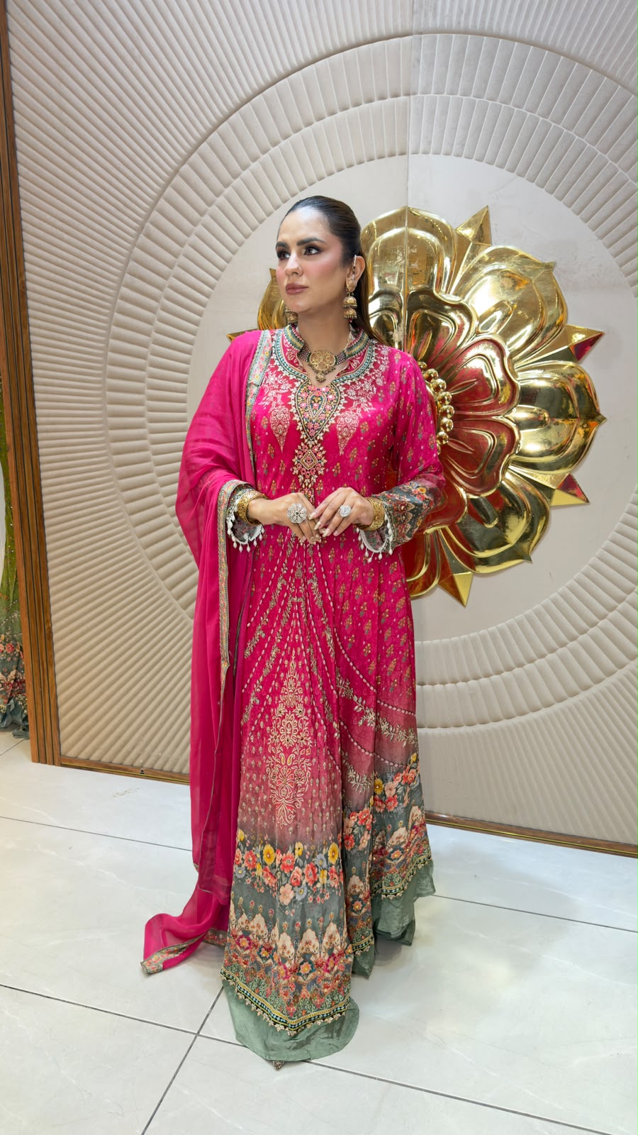 Beautiful floor-length Anarkali suit set pc3326