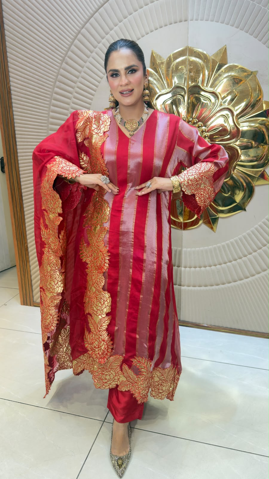 Beautiful striped ethnic kurta and trousers set pc3328