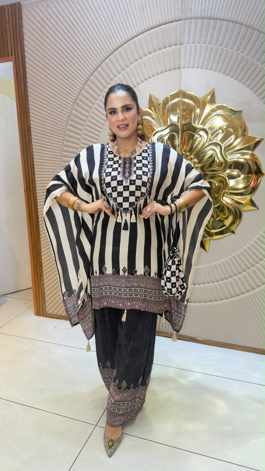 Beautiful black-and-white striped and patterned kaftan co-ord set with a matching potli bag pc3333