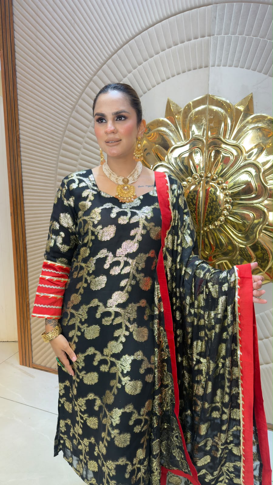 Beautiful black Banarasi brocade salwar suit set pc3342