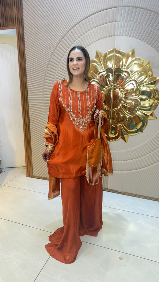 Elegant ethnic ensemble or embroidered kurta matching palazzo PC3365