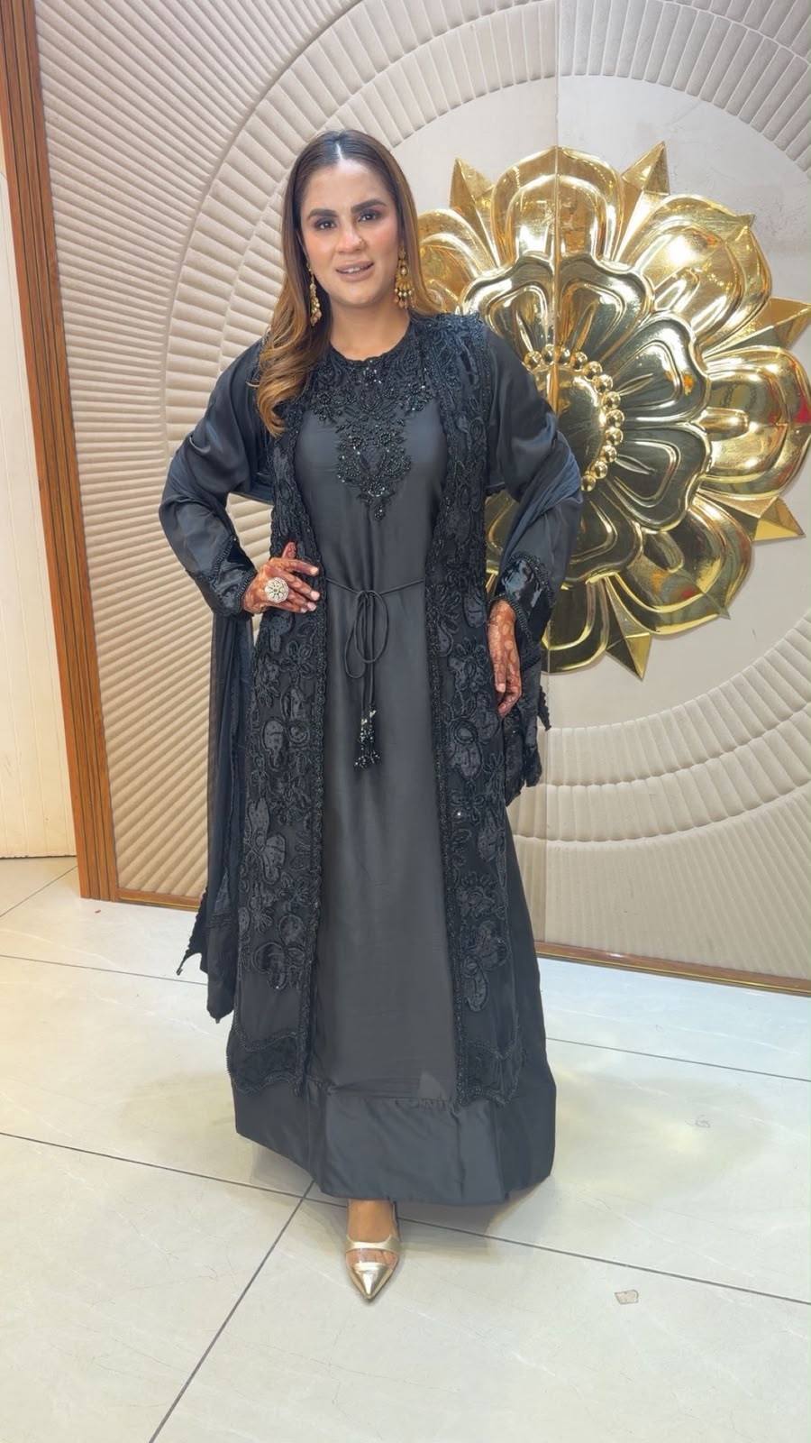 Beautiful  two-piece front-open abaya set  pc3370