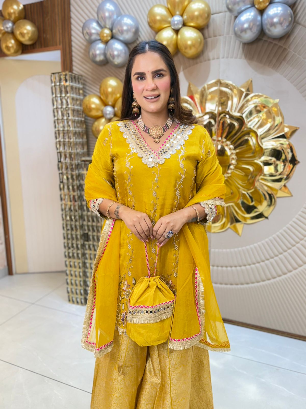 Yellow V neck suit PC1824