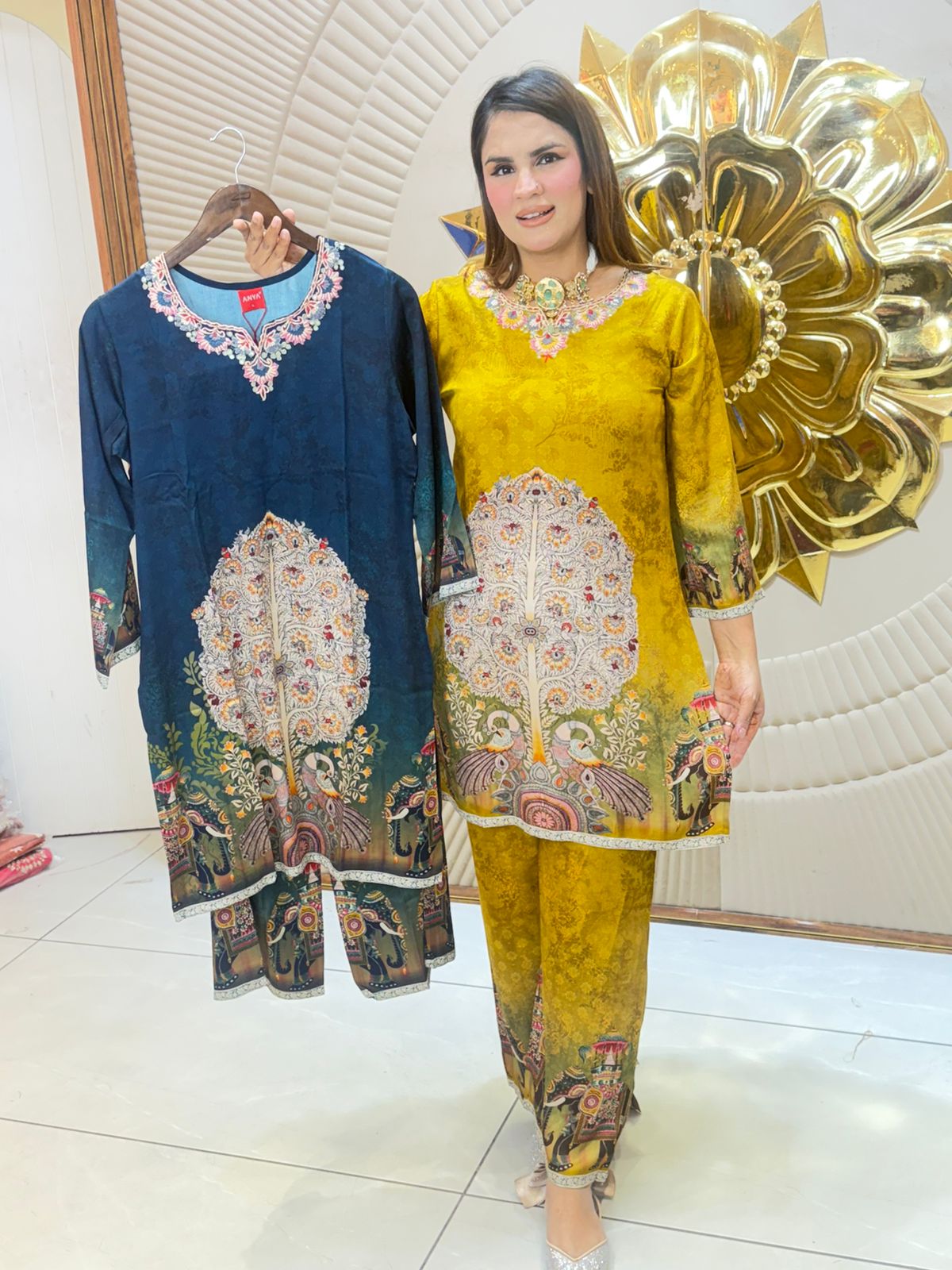Beautiful Pattern Print Suit PC2912