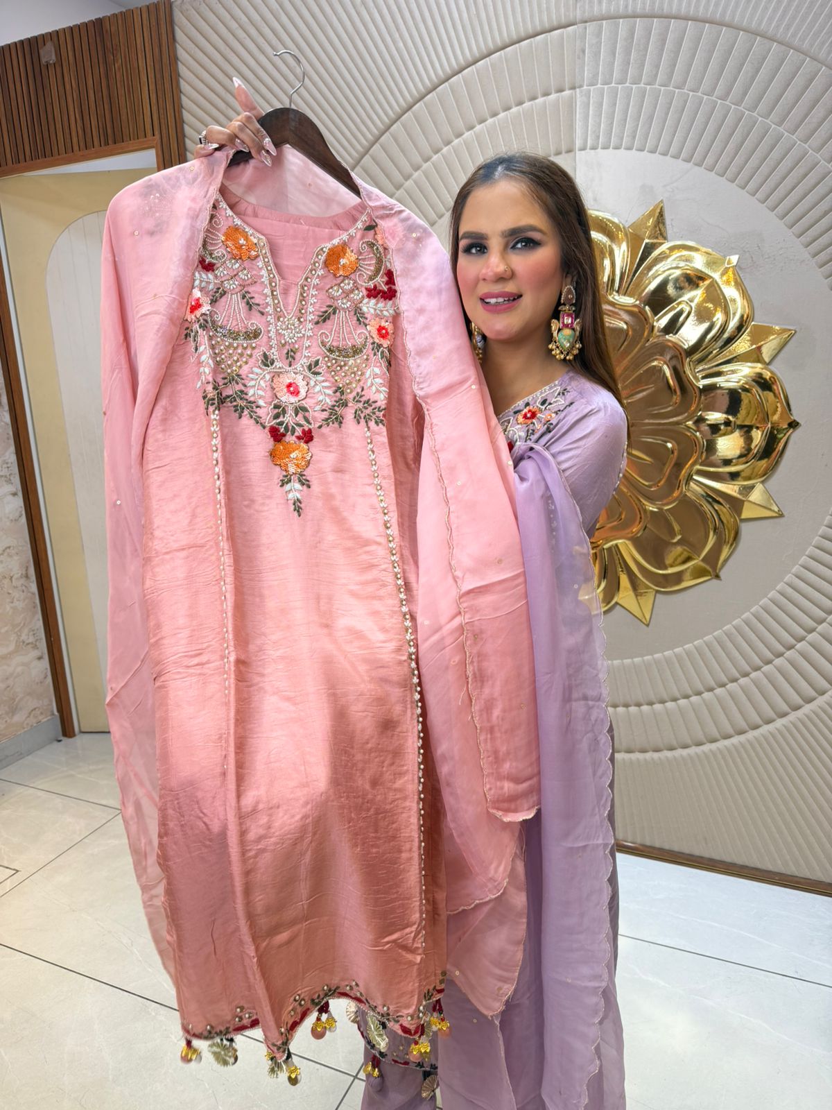 Beautiful Flower Design Suit PC2549