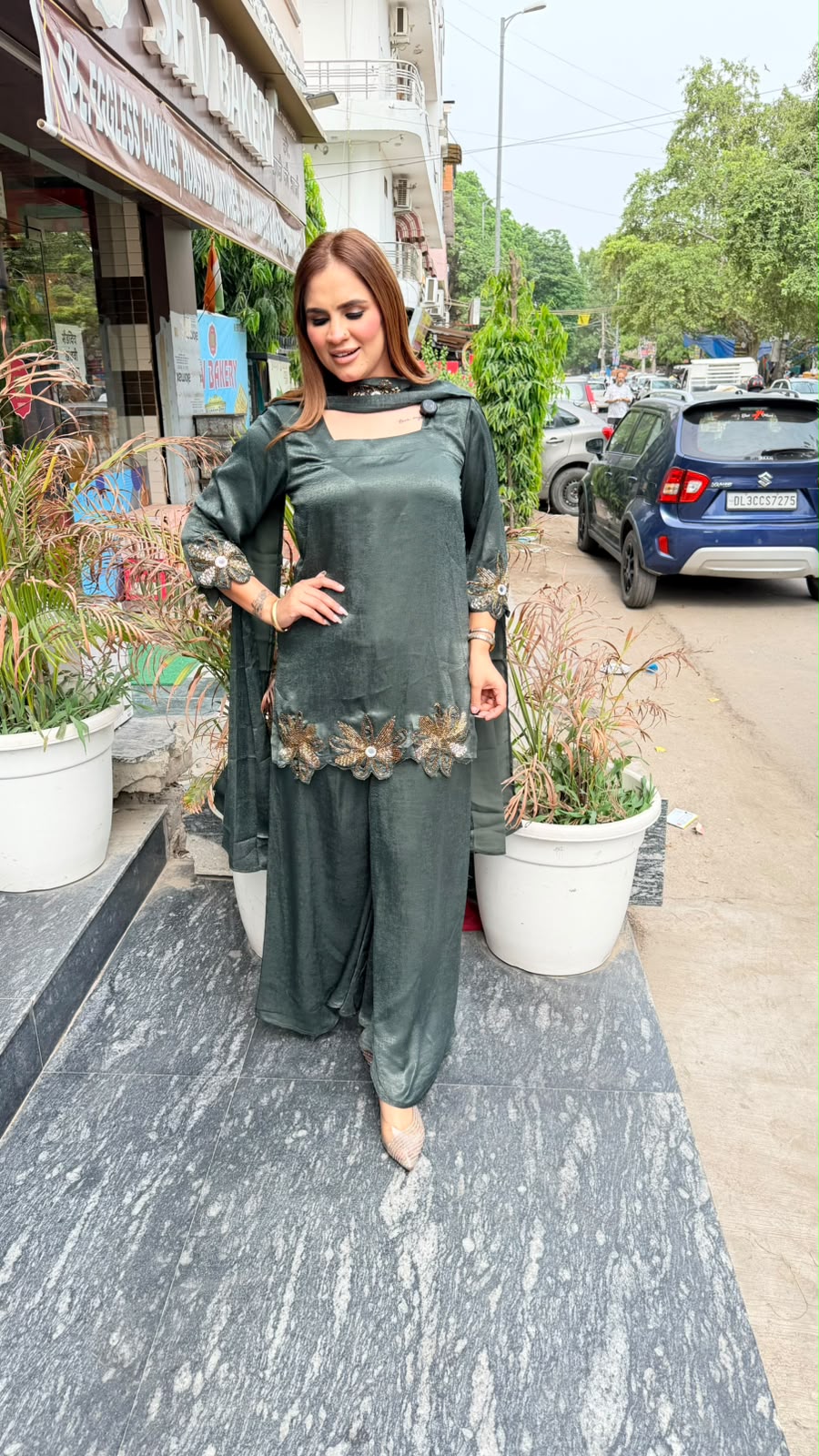 Beutiful elegant partywear suit pc3361
