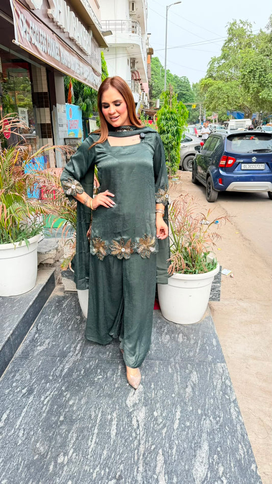 Beutiful elegant partywear suit pc3361