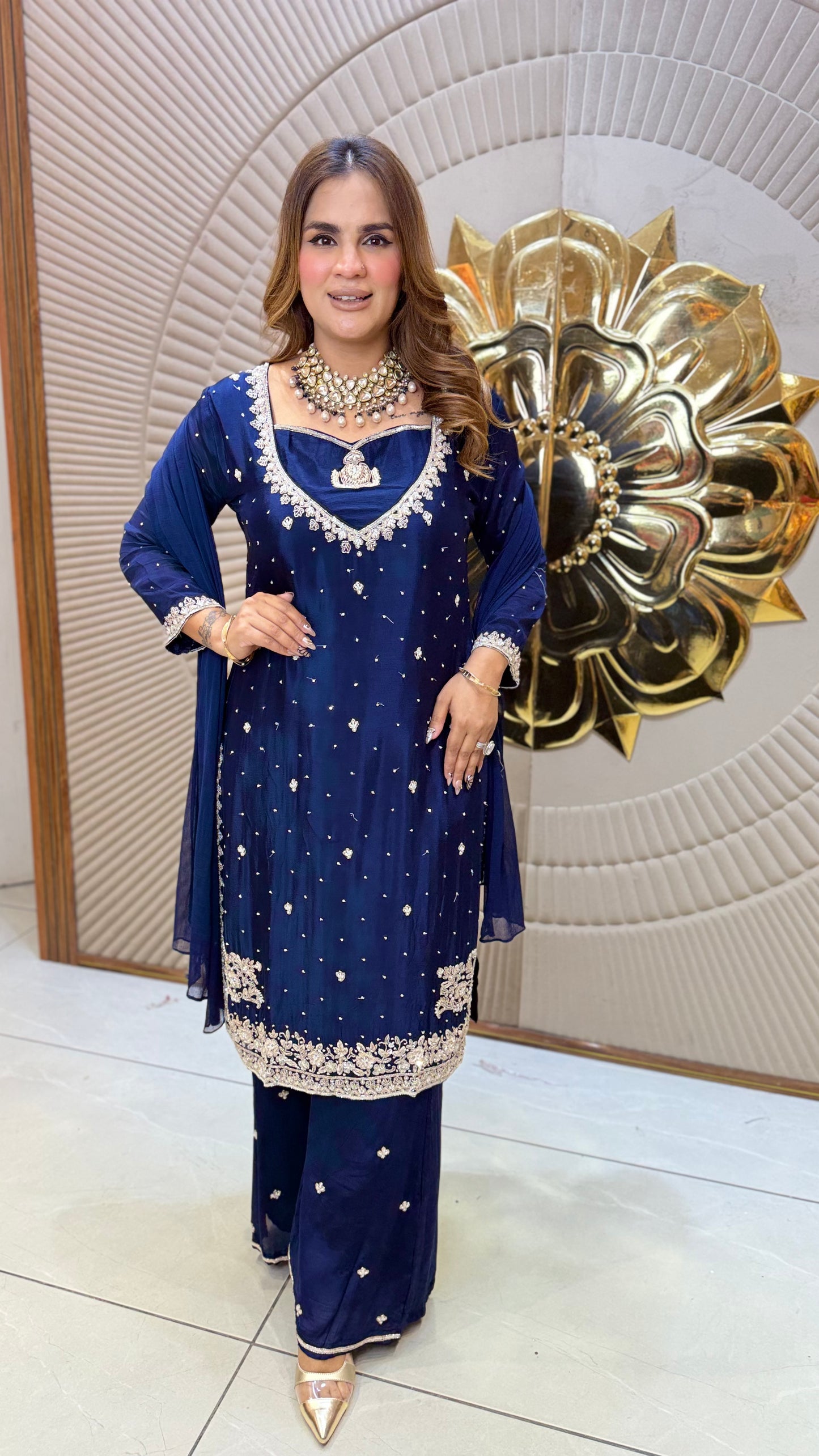 Beutiful elegant suit pc3667