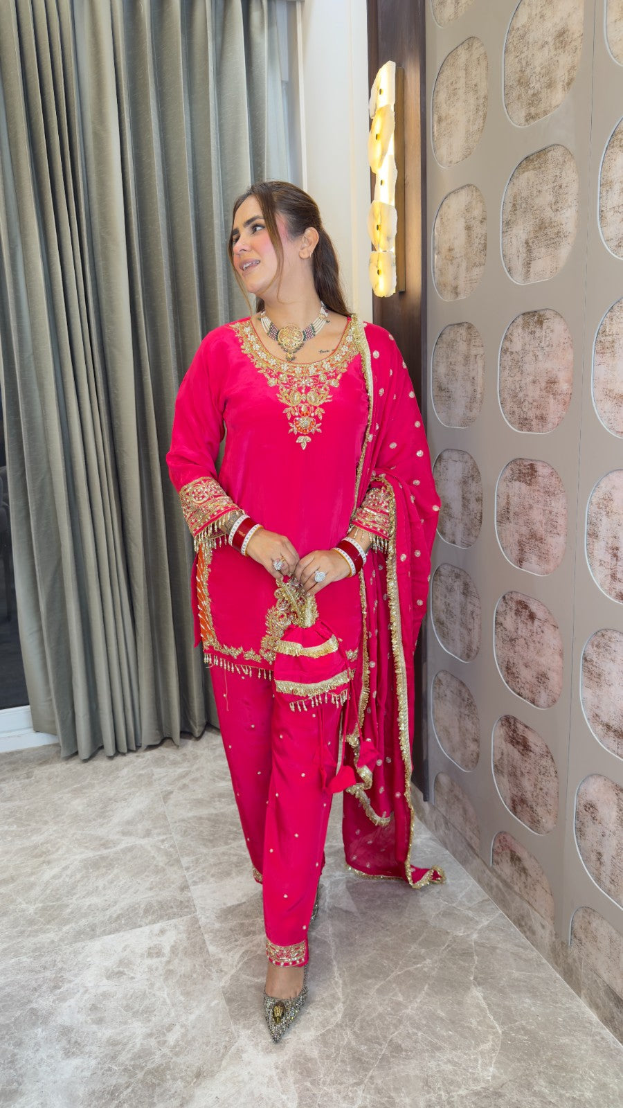 Beutiful elegant partywear suit with potli pc3356