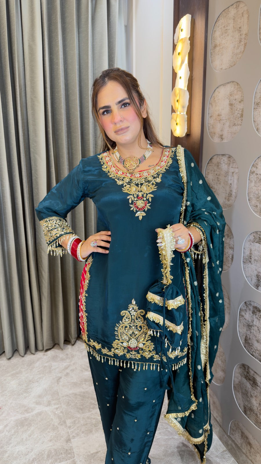 Beutiful elegant partywear suit with potli pc3356