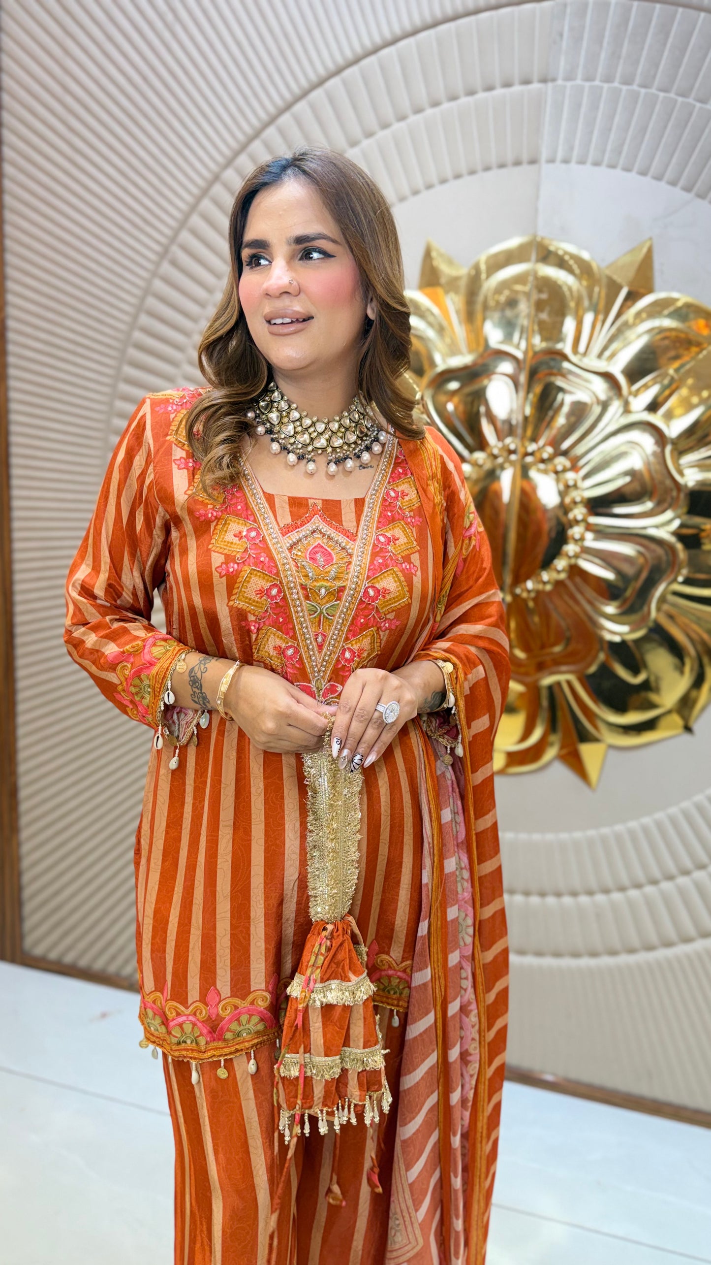 Beutiful elegant suit pc3666