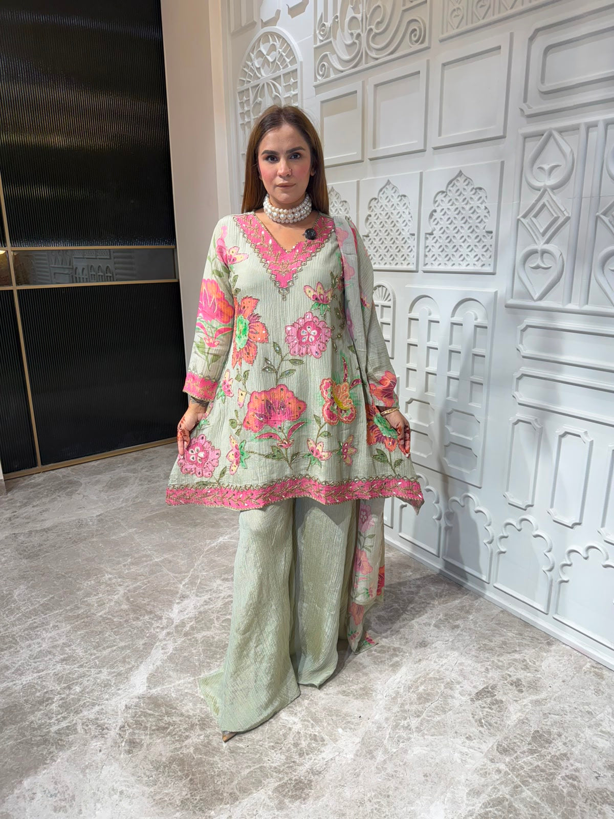 Beutiful eleganr partywear suit pc3134