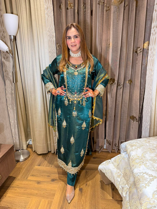 Beutiful elegant partywear suit pc3133
