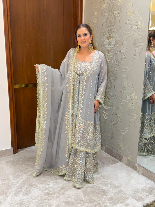Beutiful elegant partywear suit pc3154