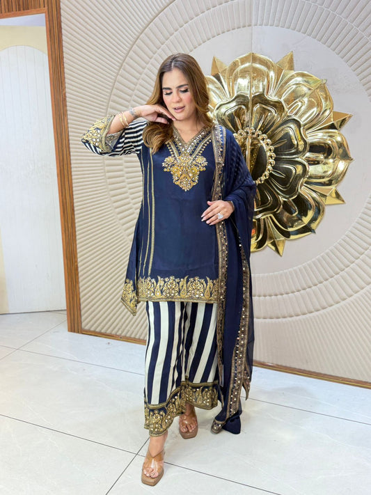Beutiful elegant partywear suit pc8189