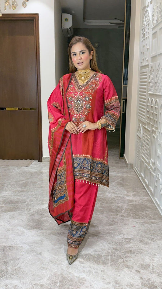 Beautiful Digital Print Suit Set PC3756