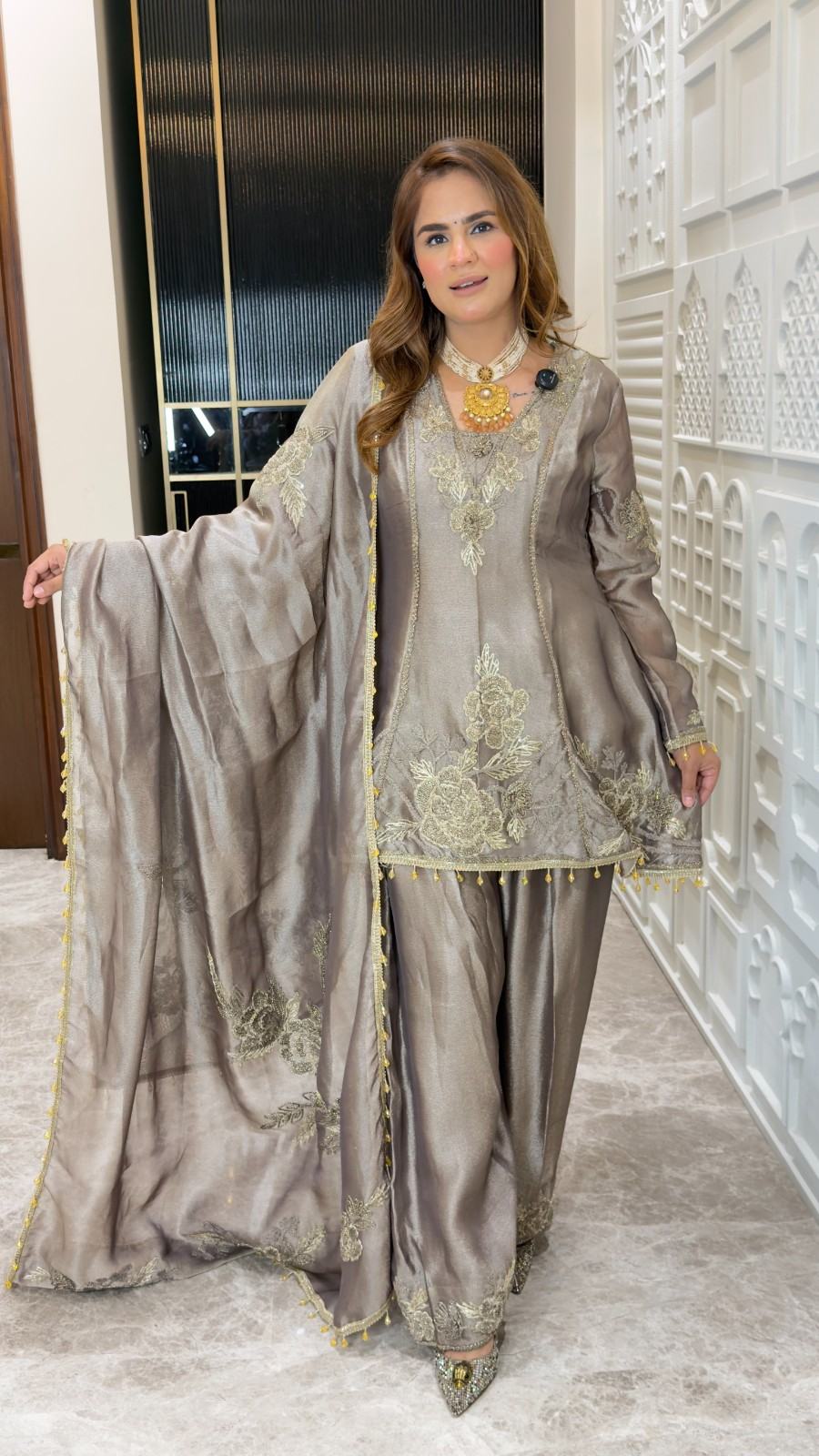 Beutiful elegant partywear suit pc3743