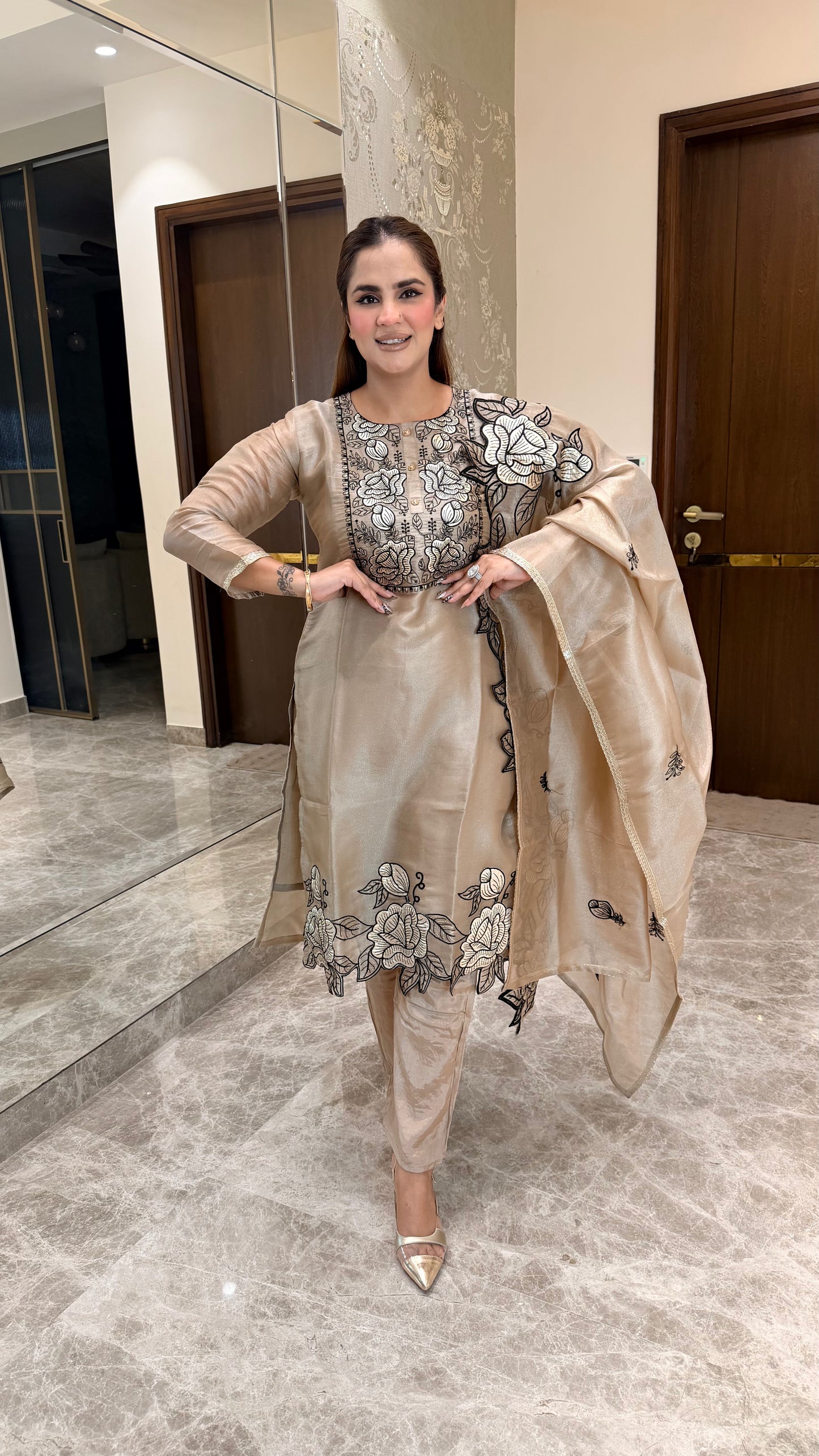 Beutiful elegant partywear suit pc3663