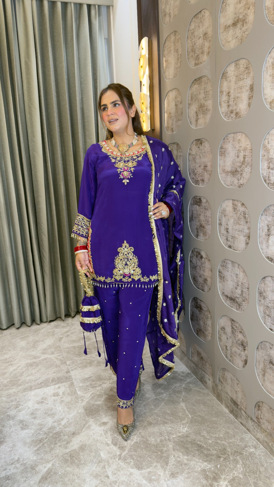 Beutiful elegant partywear suit with potli pc3356