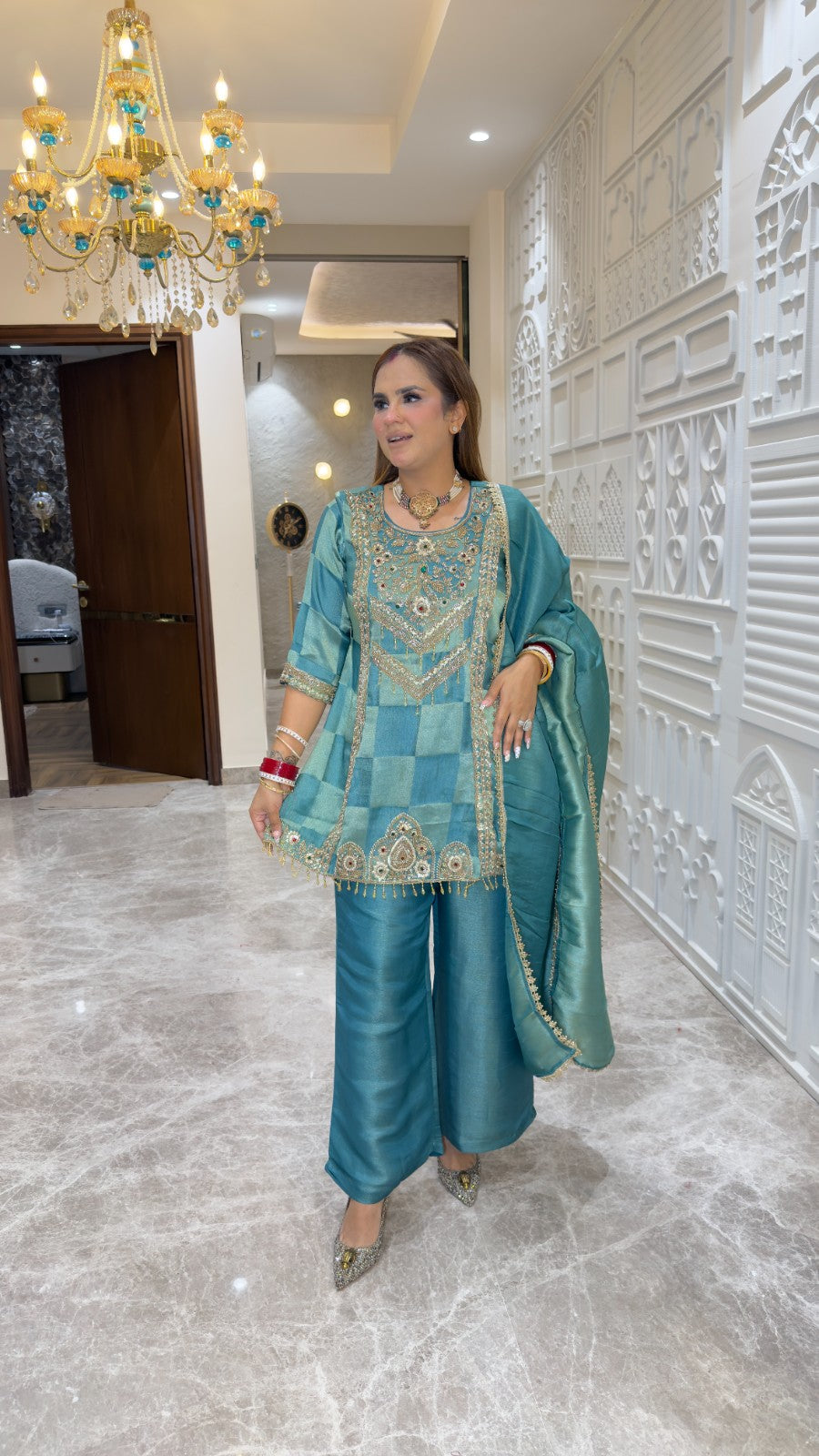 Beutiful elegant suit pc3828