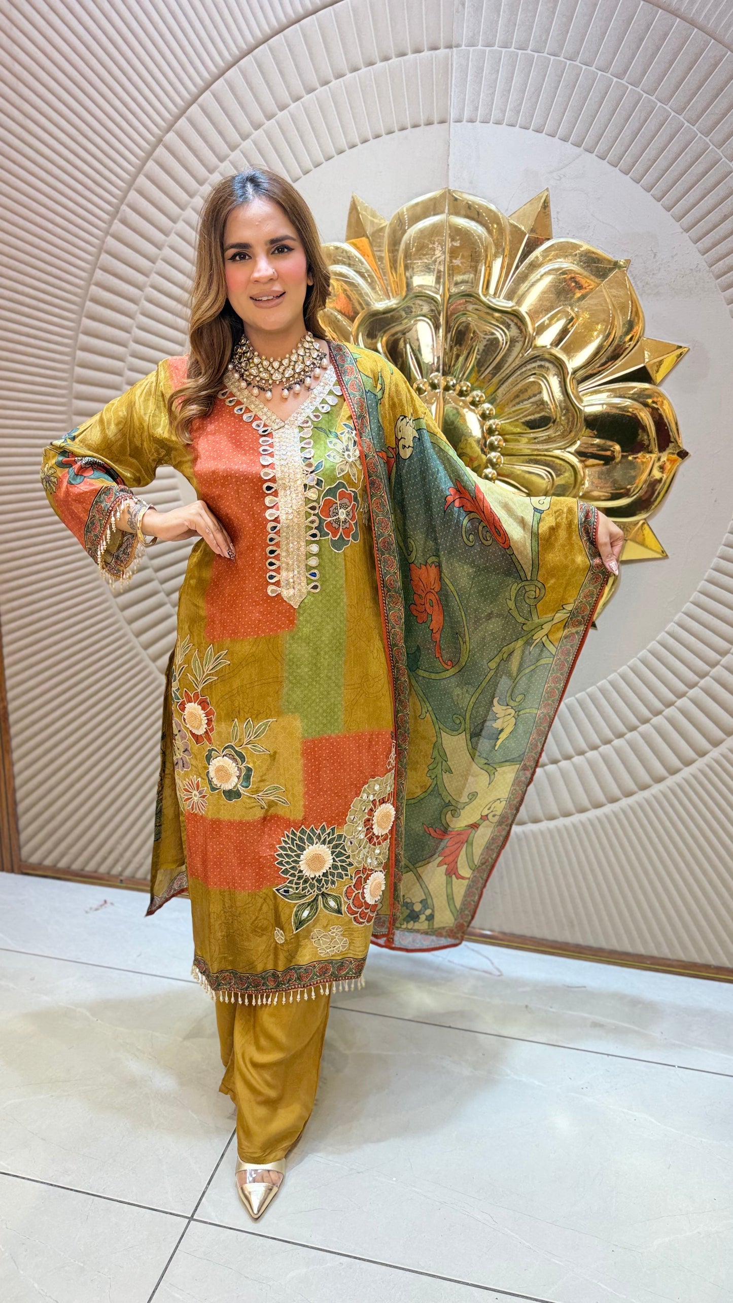 Beutiful elegant suit pc3669