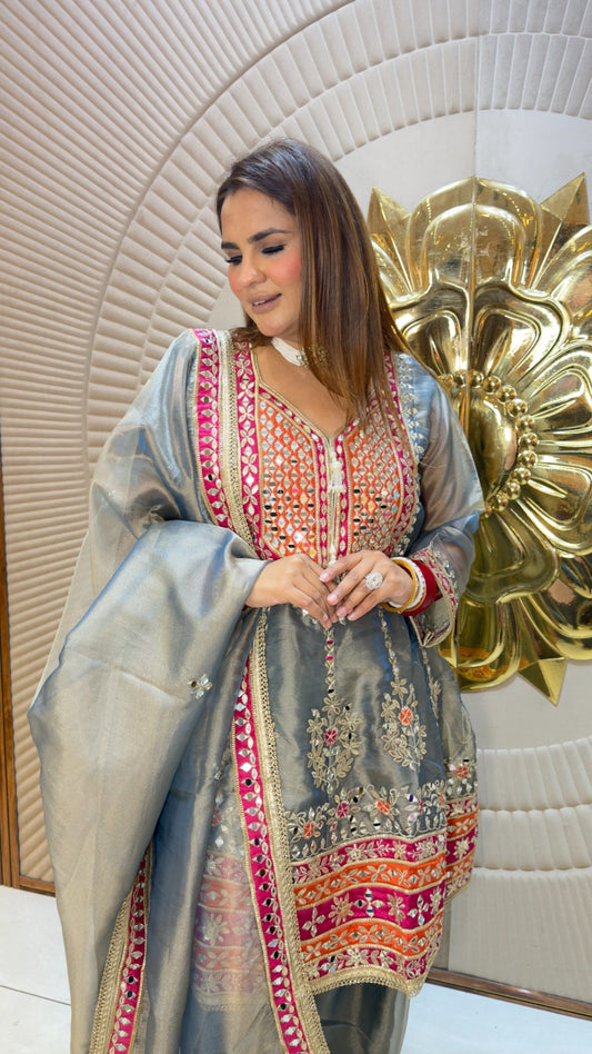Beutiful elegant partywear suit pc3814