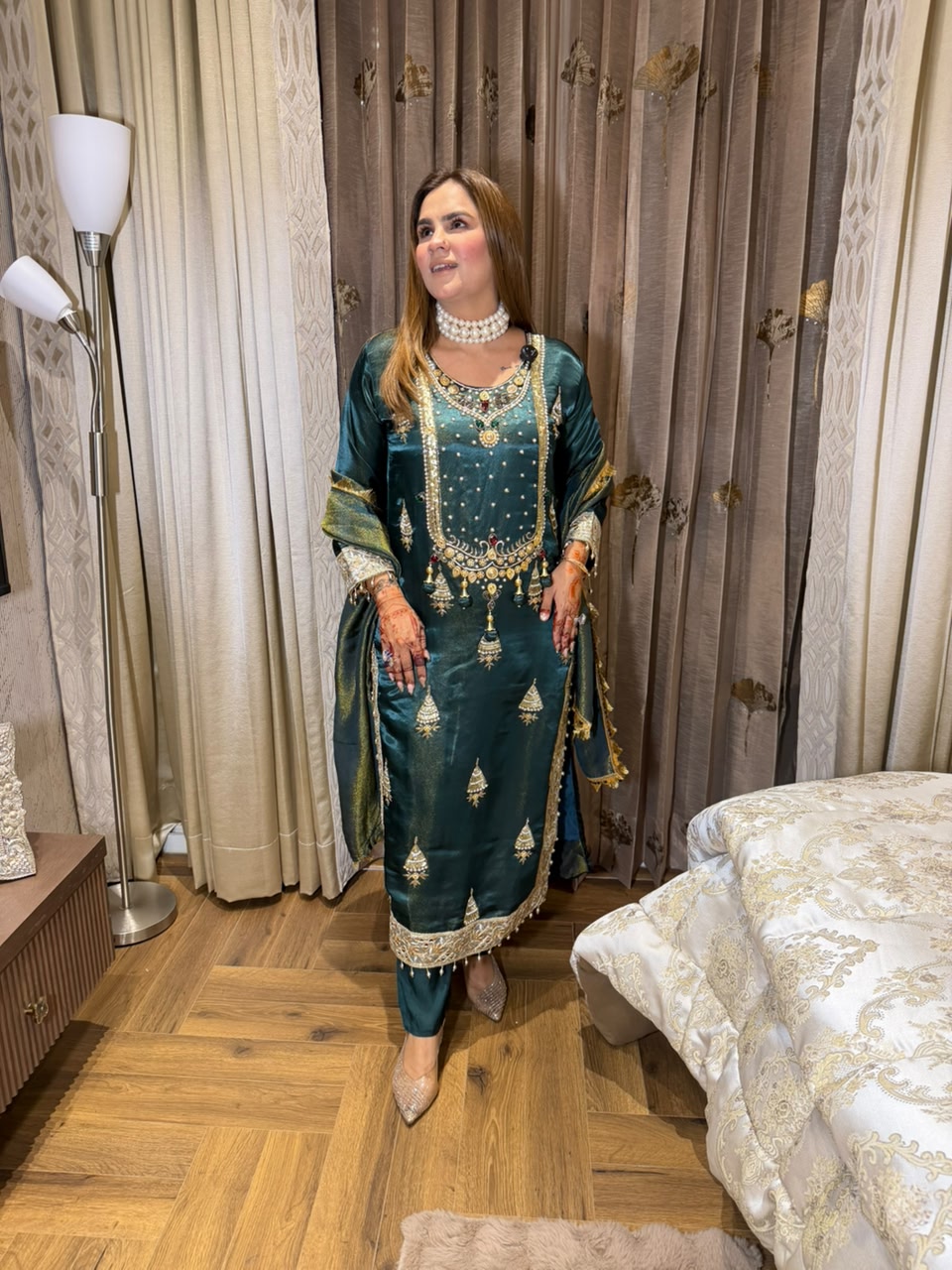 Beutiful elegant partywear suit pc3133