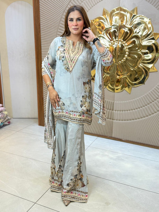 Beutiful elegant suit pc8187