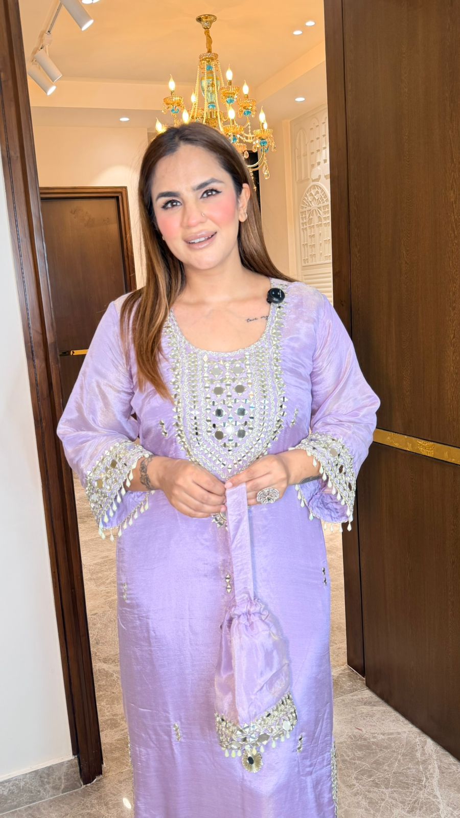 Beutiful elegant partywear kaftan with potli pc3586