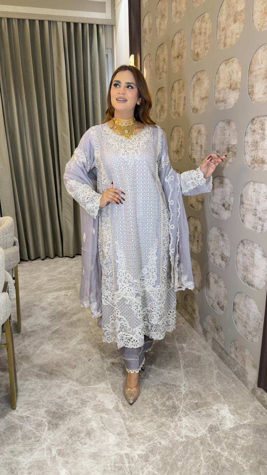 Beutiful elegant suit pc3404