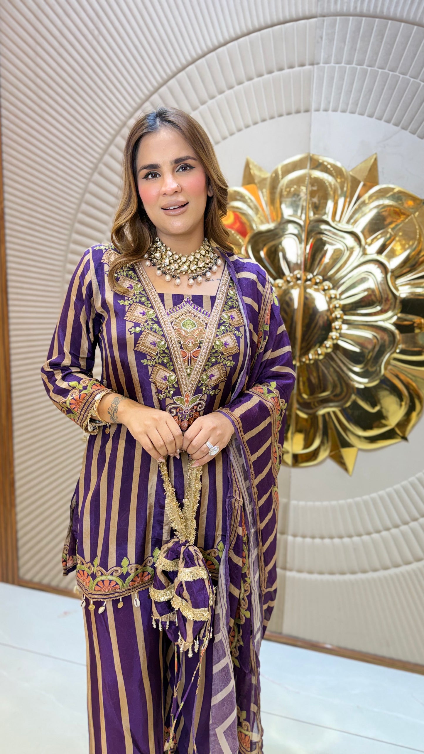 Beutiful elegant suit pc3666