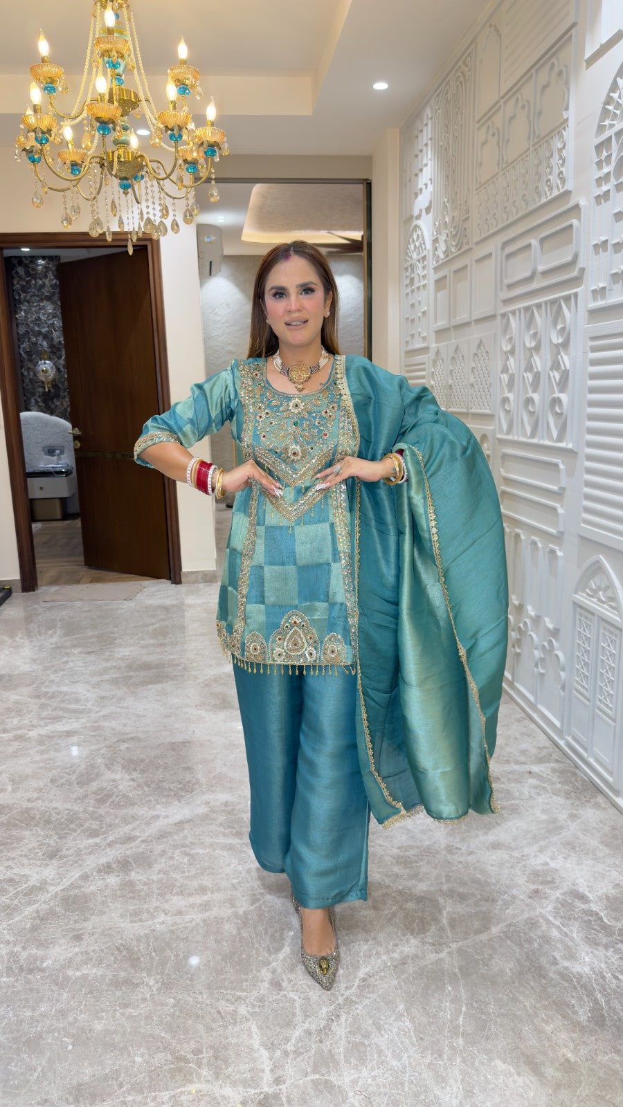 Beutiful elegant suit pc3828