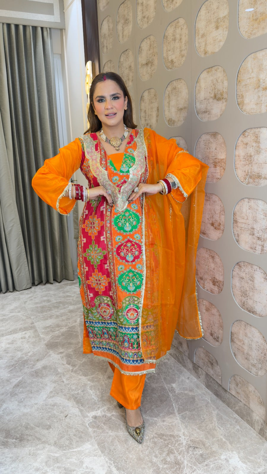 Beutiful elegant partywear suit pc3375