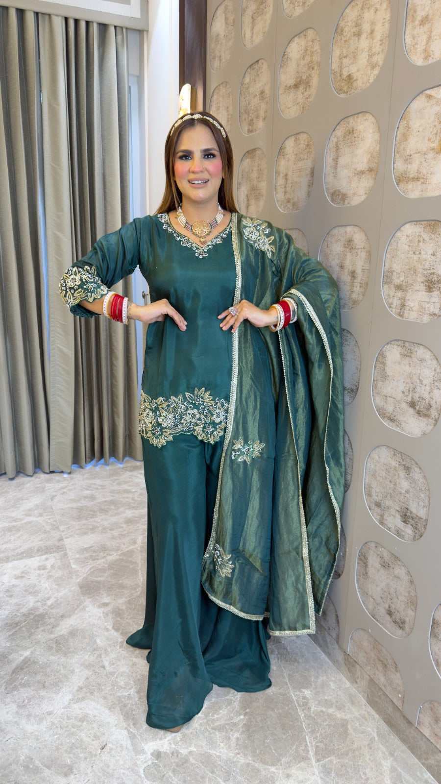 Beutiful elegant paetywear suit pc3385