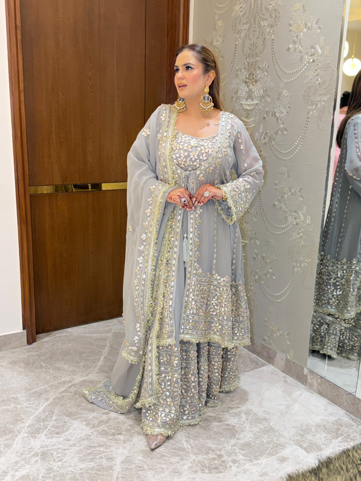 Beutiful elegant partywear suit pc3154