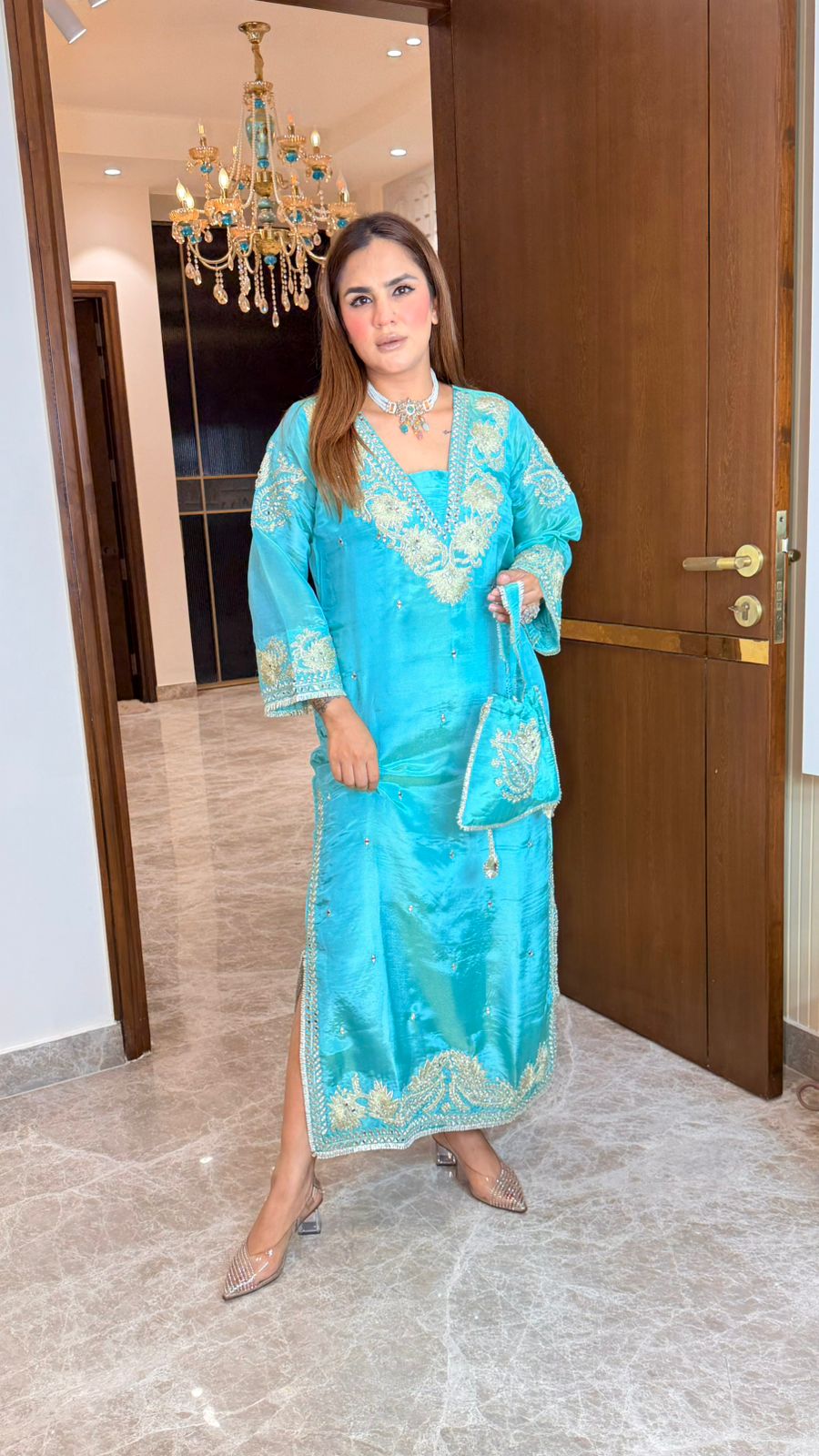 Beutiful elegant partywear kaftan with potli pc3589