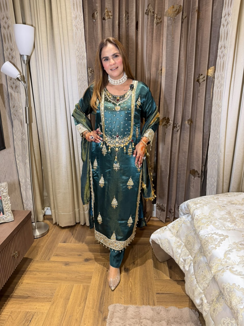Beutiful elegant partywear suit pc3133