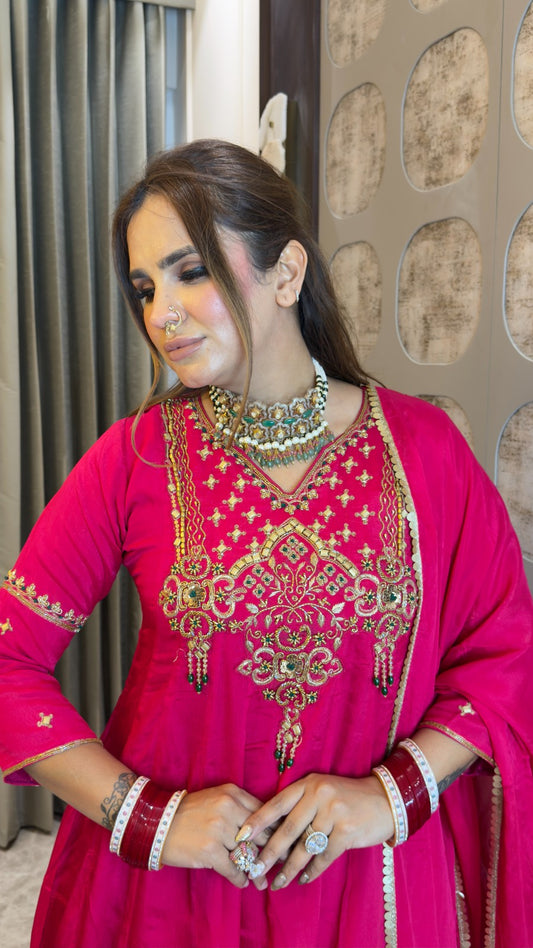 Beutiful elegant suit pc3352