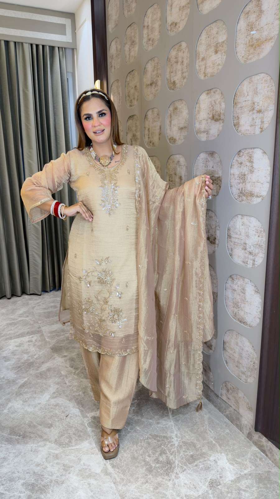 Beutiful elegant partywear suit pc3388