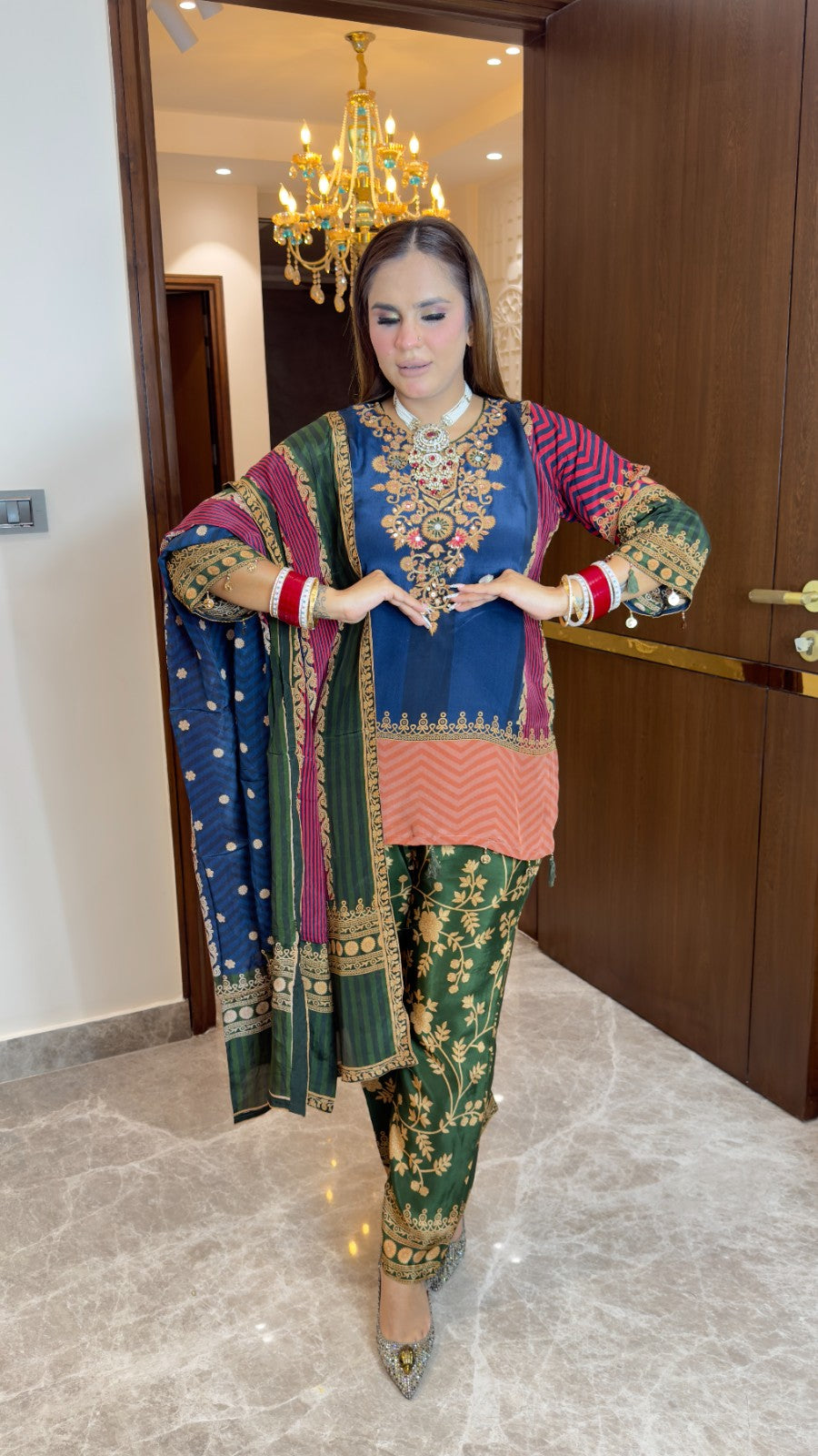 Beutiful elegant suit pc3337