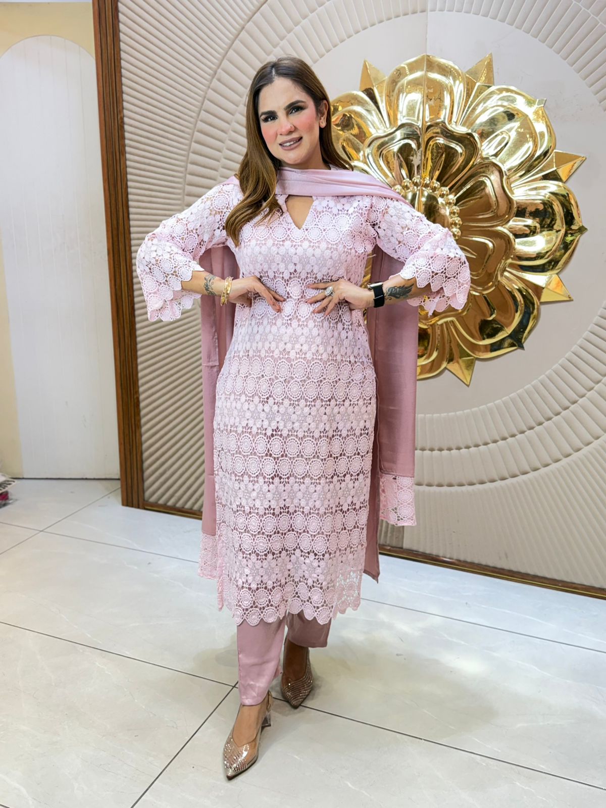 Beutiful elegant suit pc8185