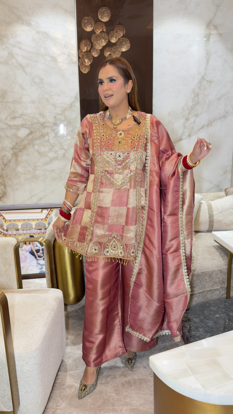 Beutiful elegant suit pc3828